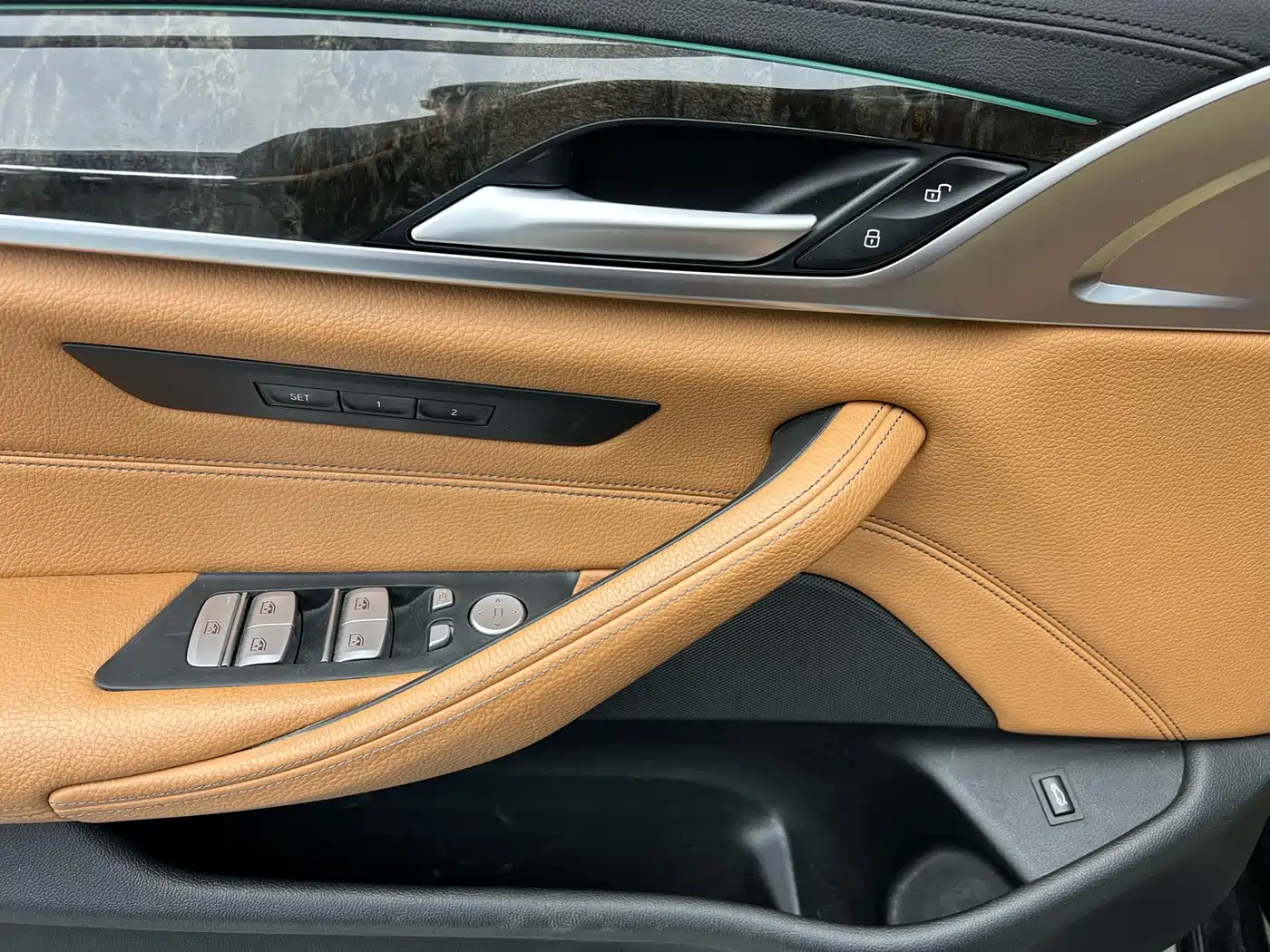BMW 5 Series 2018 Facelift 530Li Leading M Sport Package фото 3