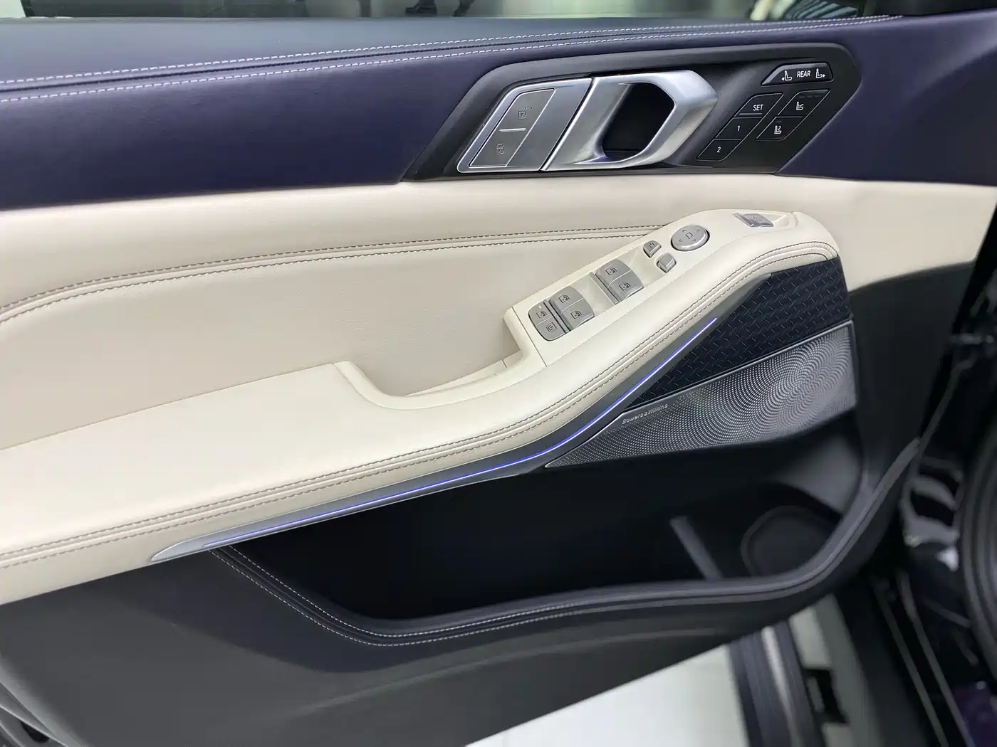 BMW X7 2020 xDrive M50i фото 23