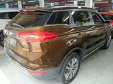 Фото 7 - Geely Atlas