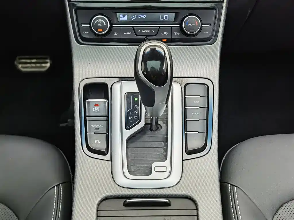 Geely Emgrand GS 2019 2018 Sport Edition 1.8L Automatic Leading Style