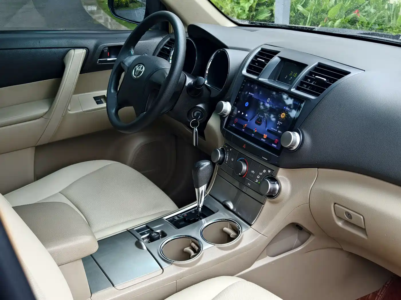 Toyota Highlander 2012 2.7L 2WD 5-seater Elite Edition фото 11