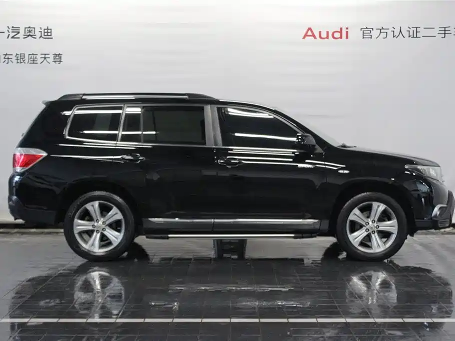 Toyota Highlander 2012 2.7L 2WD 7-Seater Luxury Edition фото 4