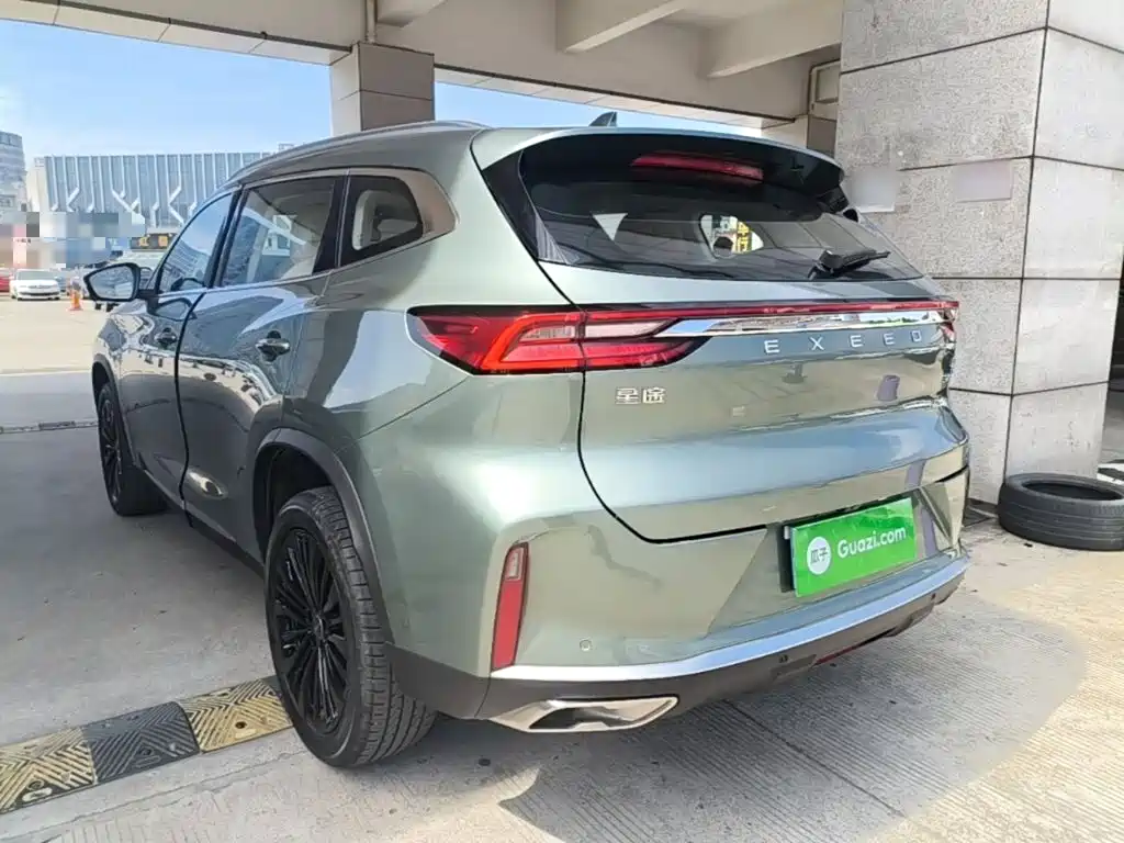 Exeed Lingyun 2023 2024 300T 2WD Starlight Edition
