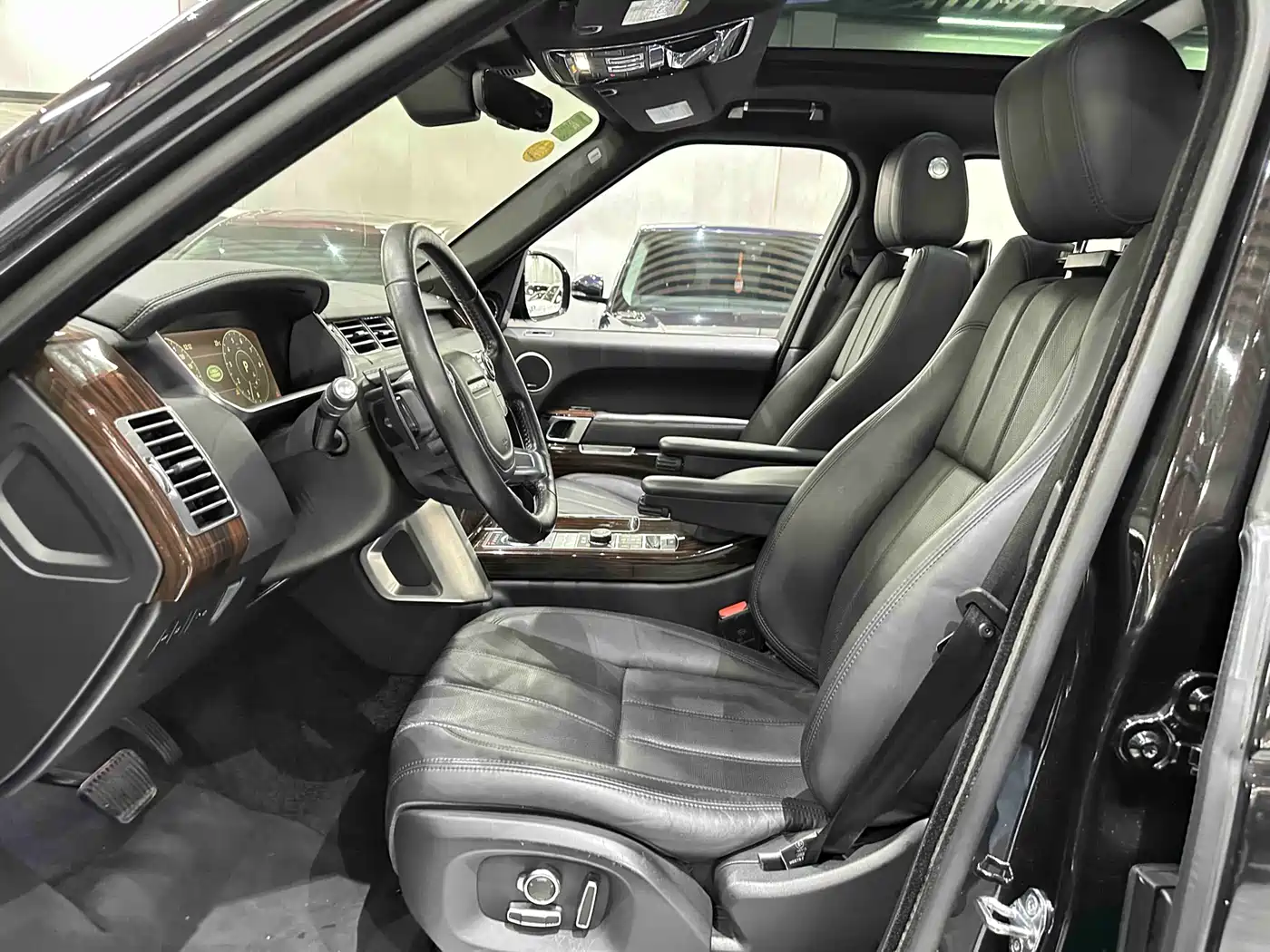 Land Rover Range Rover 2017 3.0 SC V6 Vogue фото 9