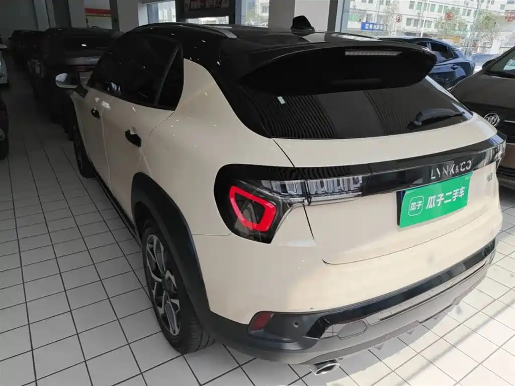 Lynk & Co 02 2019 1.5T DCT FWD Jin Pro Version China VI фото 5