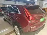 Photo 5 - Cadillac XT4
