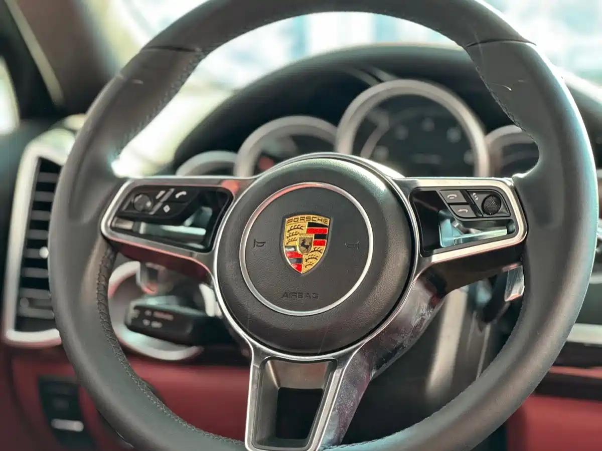 Porsche Cayenne 2011 Cayenne 3.0T фото 7