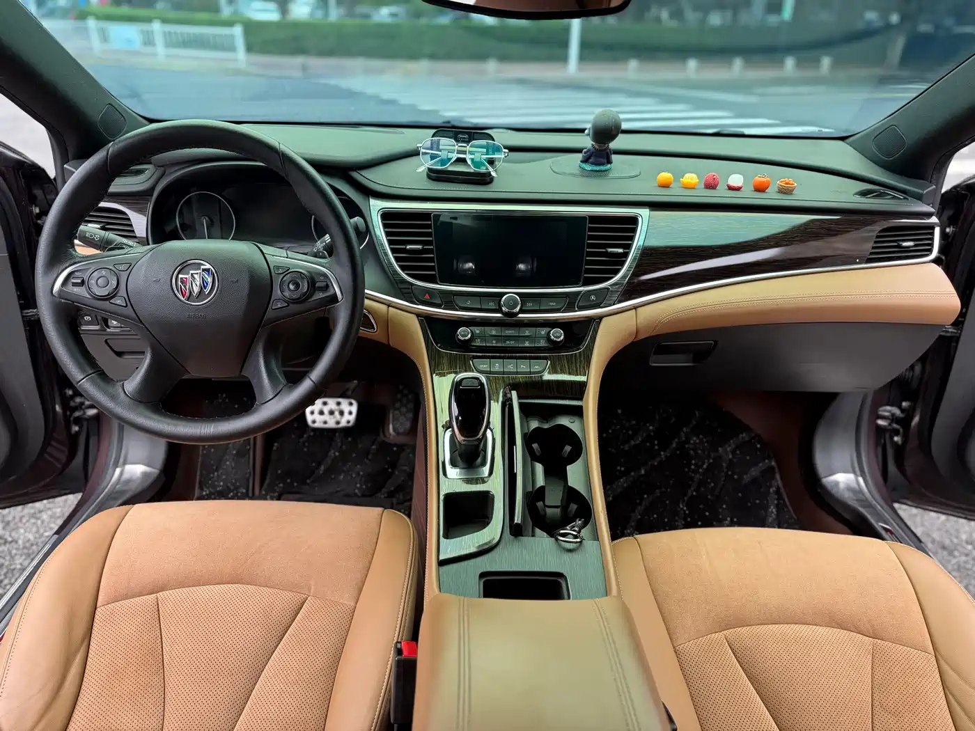 Buick LaCrosse 2016 Model 28T Luxury фото 5