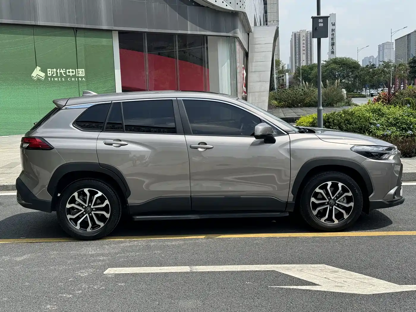 TOYOTA FENGLANDA