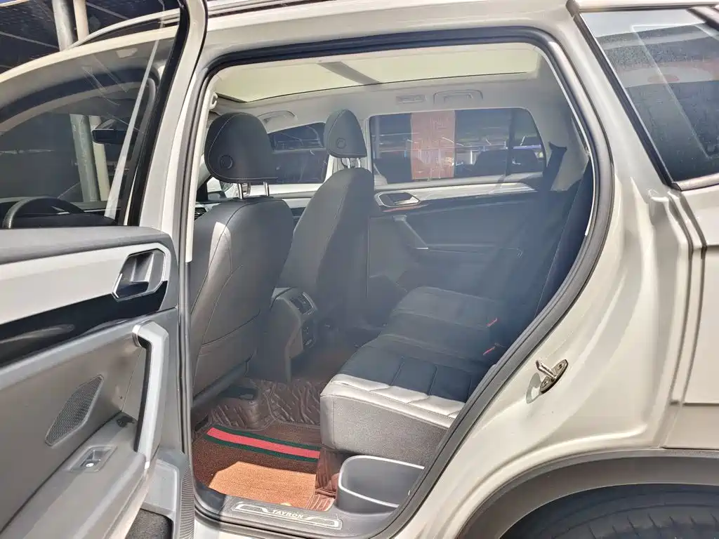 Volkswagen Tayron 2019 2019 330TSI 2WD Luxury China VI