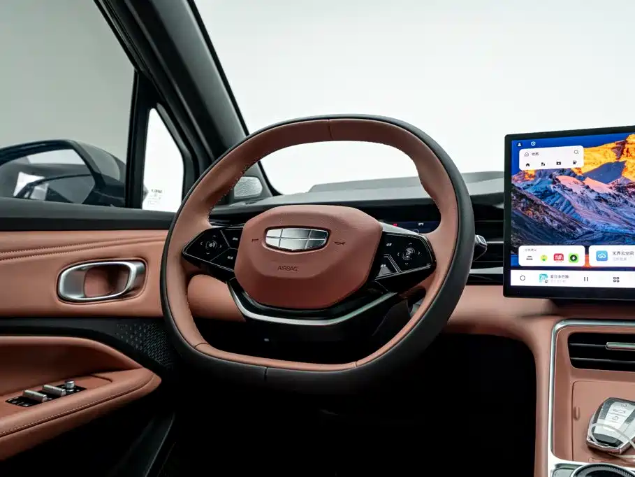 Geely Boyue REV 2026 2026 Extended Range Base Model