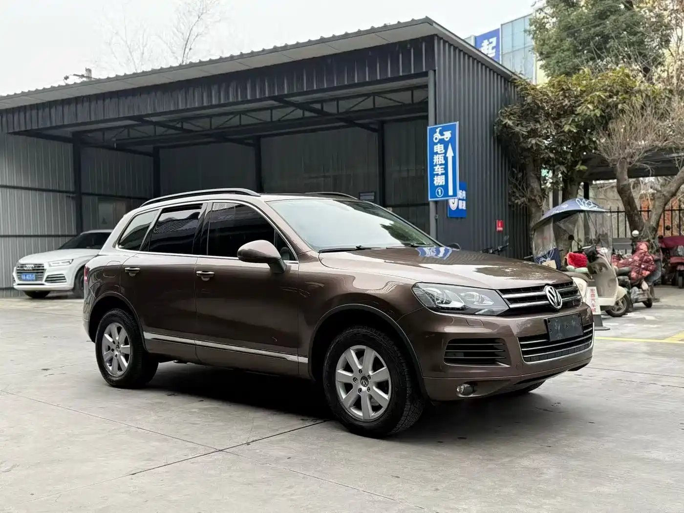 Volkswagen Touareg 2011 3.0TSI Standard фото 3