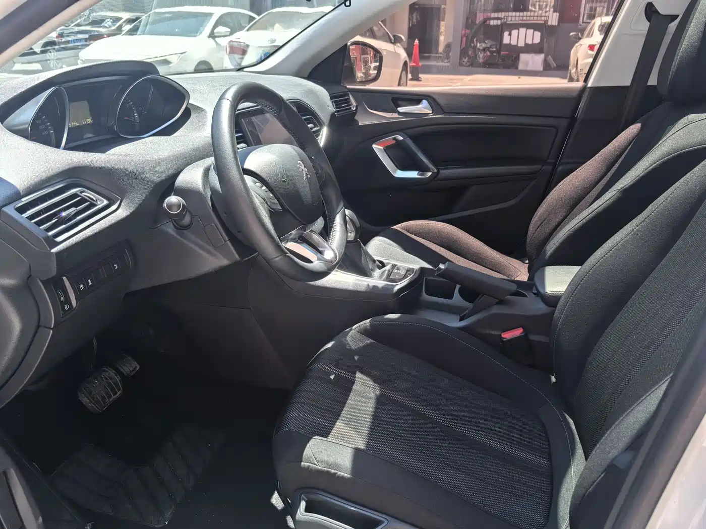 Peugeot 308S 2015 2015 1.2T Auto Dynamic Edition