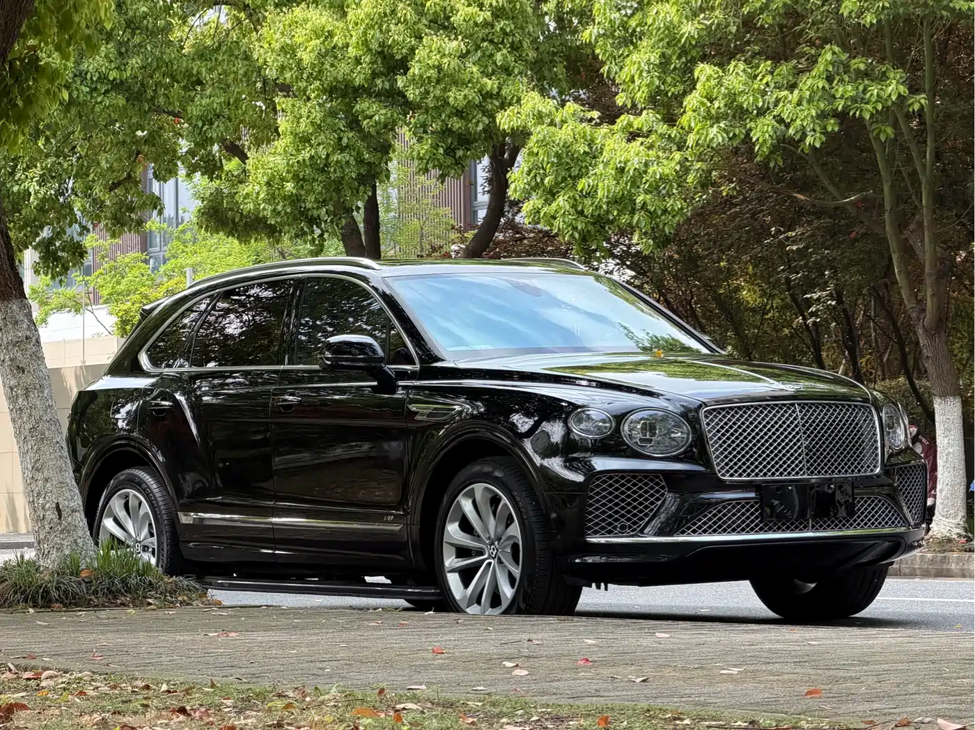 BENTLEY TIM YUE