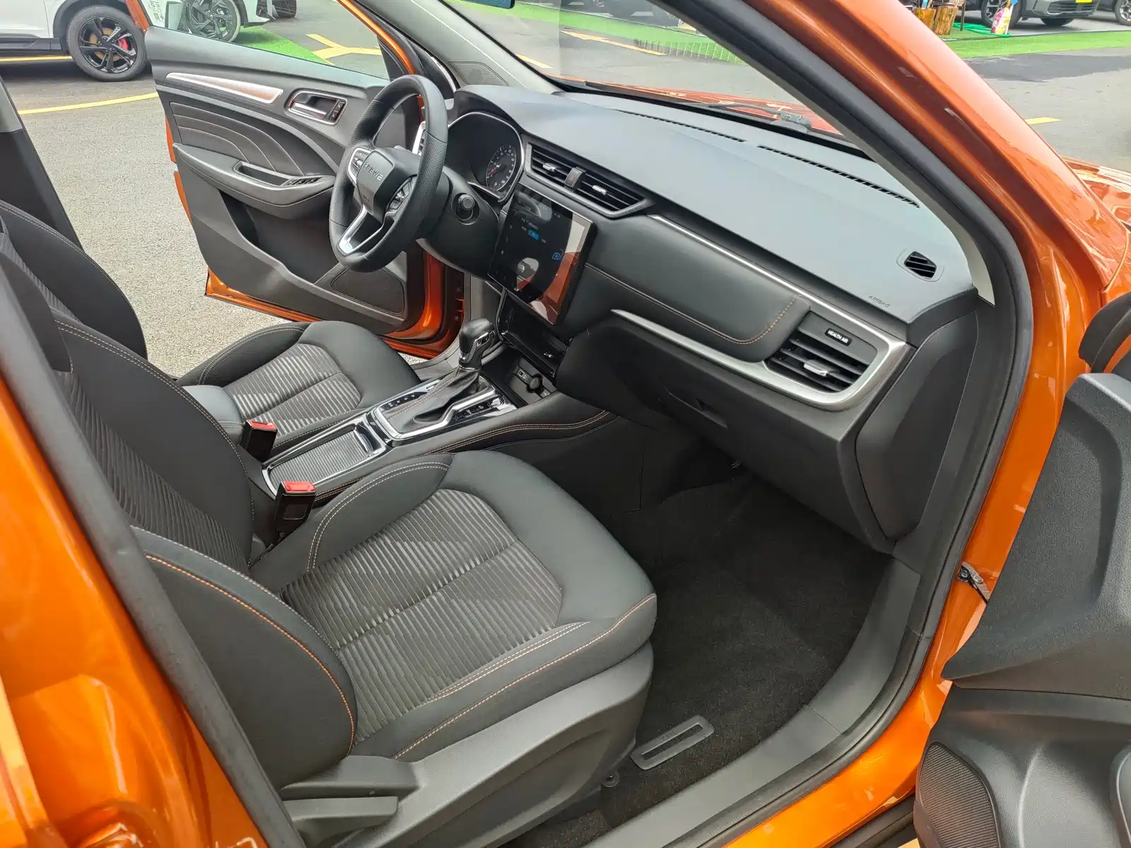 Фото 9 - Roewe RX3