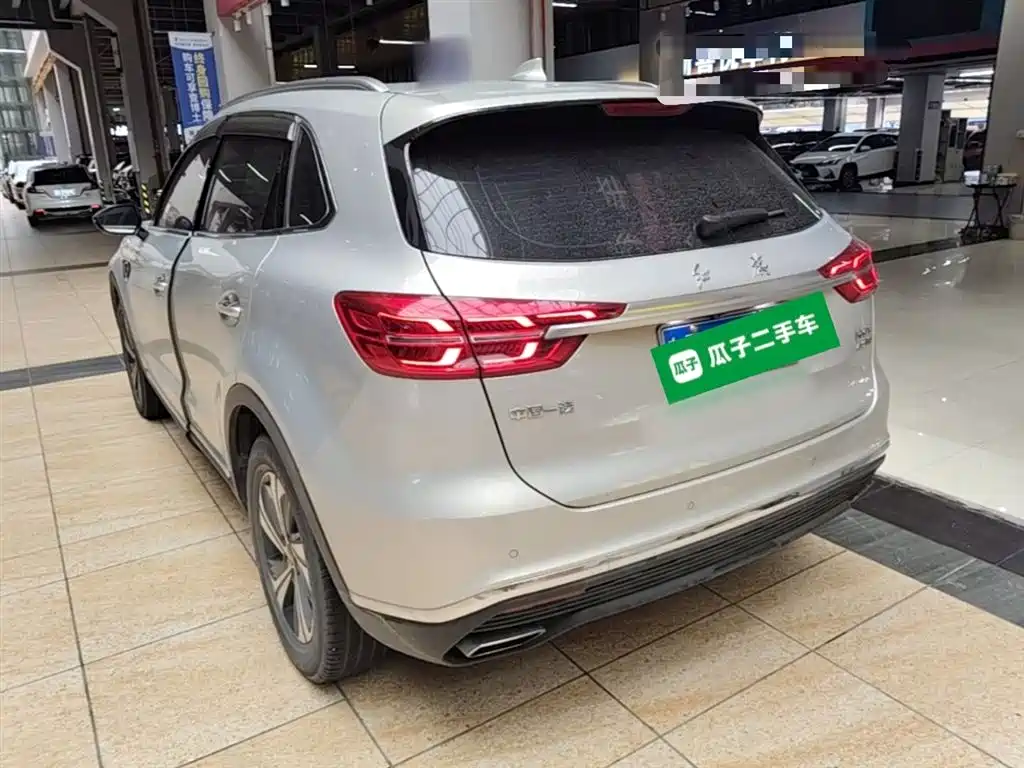 Hongqi HS5 2019 2.0T Smart Connect Enjoy Edition фото 5