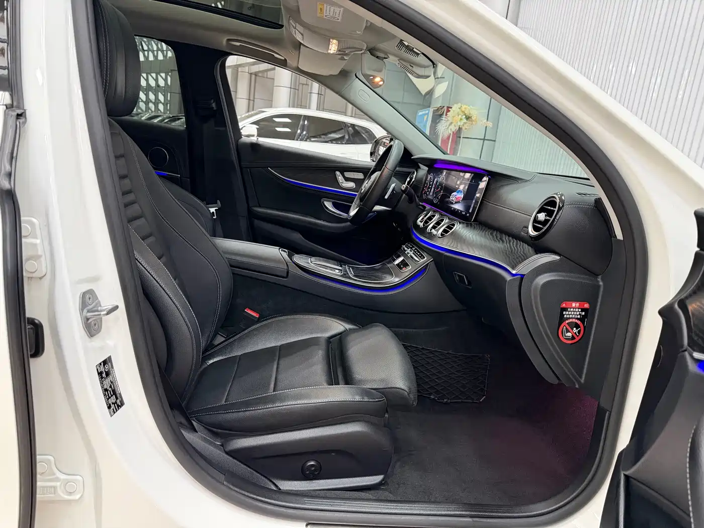 Mercedes-Benz E-Class 2019 E 200 L Sport фото 3