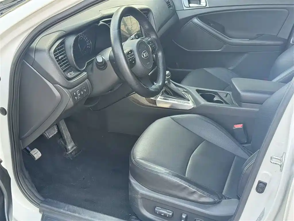 Kia K5 2014 2.0L Automatic LUXURY фото 23