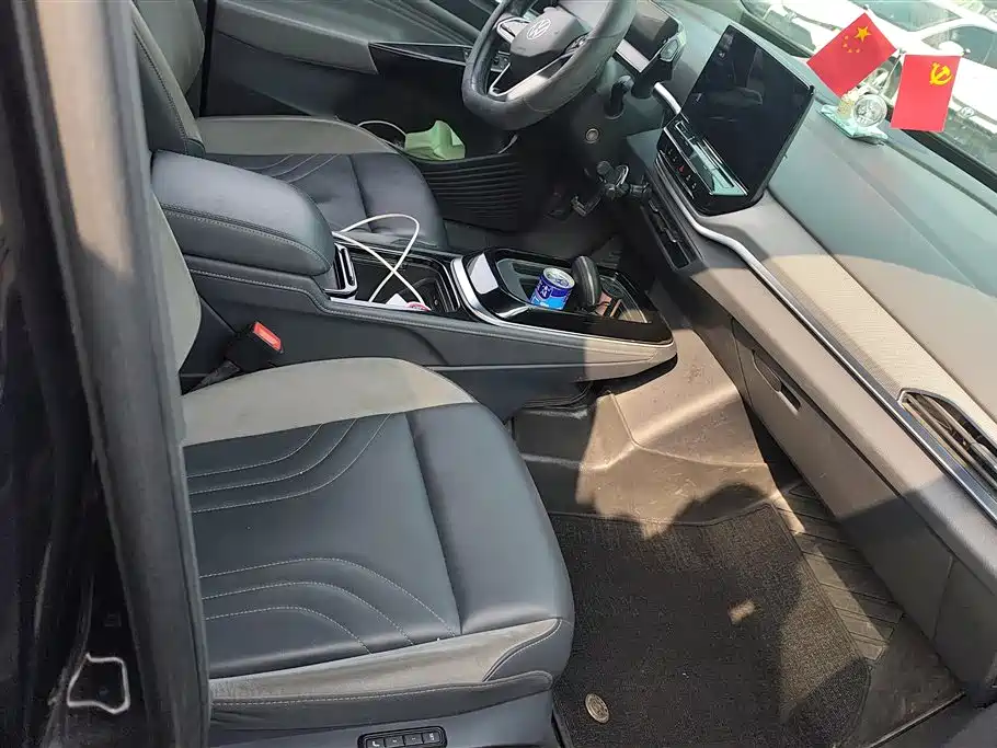 VOLKSWAGEN ID.4 CROZZ