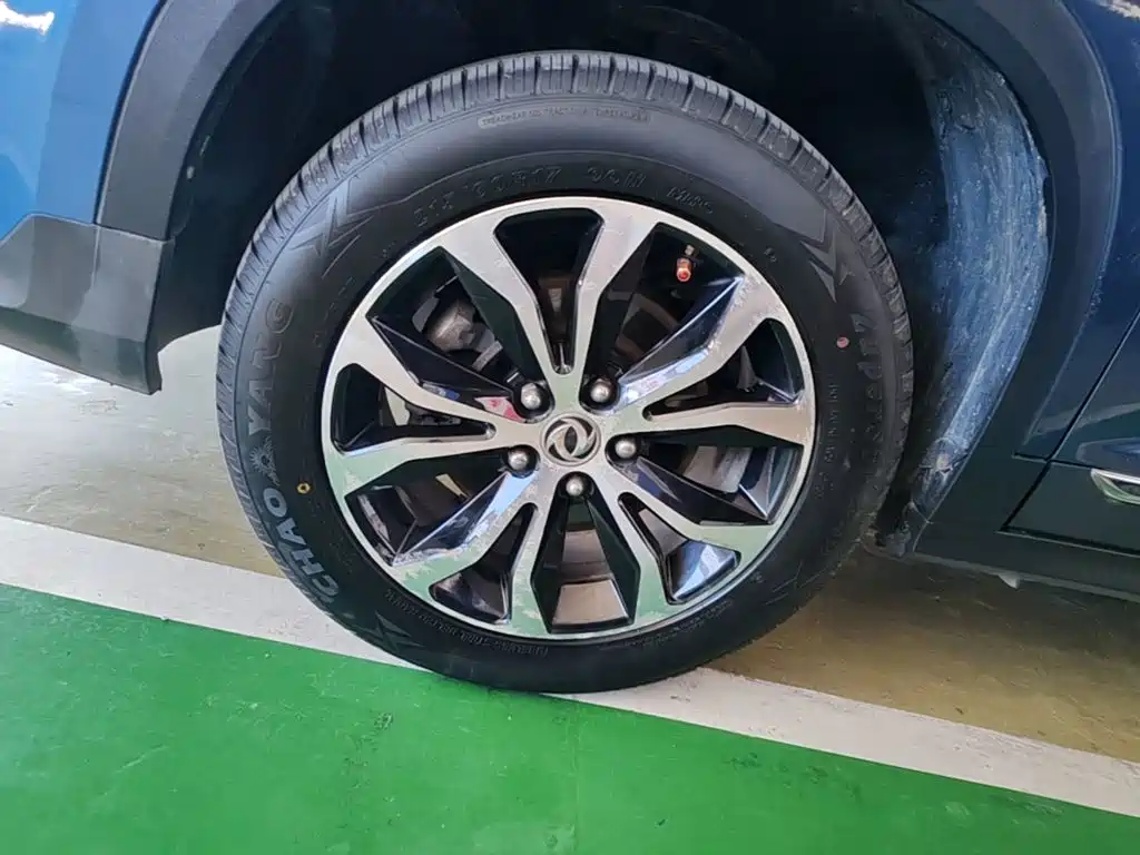 Dongfeng Fengxing Jingyi X5 2017 2017 Model 1.6L CVT Exclusive