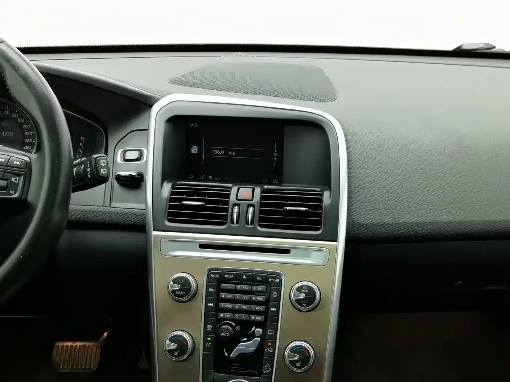صورة 12 - Volvo XC60
