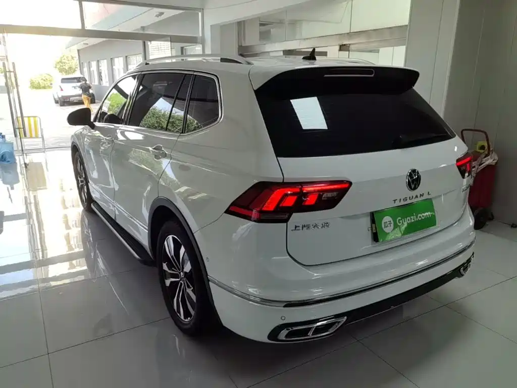 Volkswagen Tiguan L 2025 2024 Outstanding 330TSI Auto 2WD R-Line Dragon Glory Edition