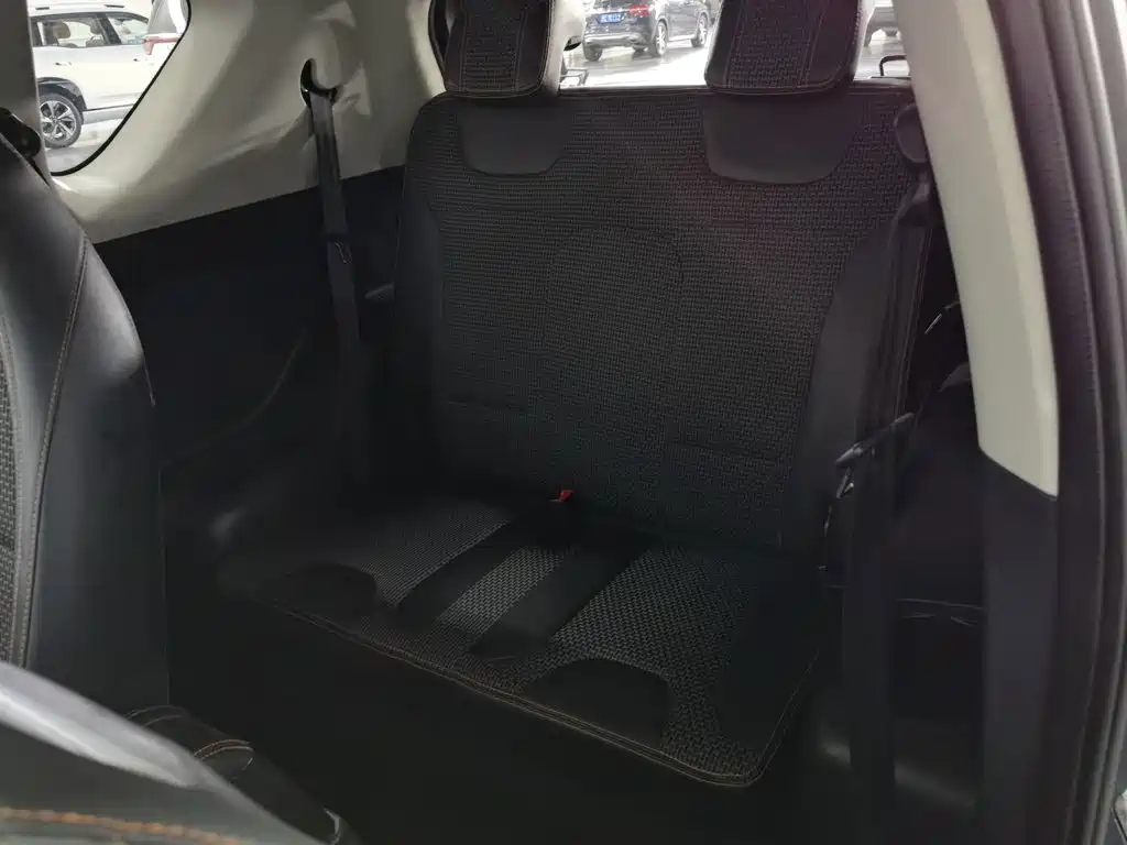 QQ New Energy Little Ant 2019 2019 4-Seater Smart Enjoyment Edition 30.6kWh
