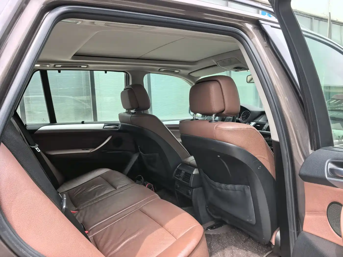 BMW X5 (Import) 2011 xDrive35i Leading Edition фото 8