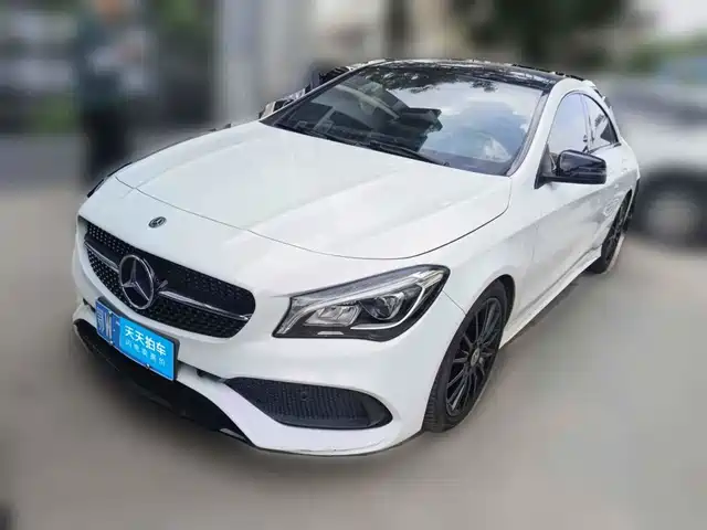 Mercedes-Benz CLA (Import) 2018 CLA 220 4MATIC — фото 1