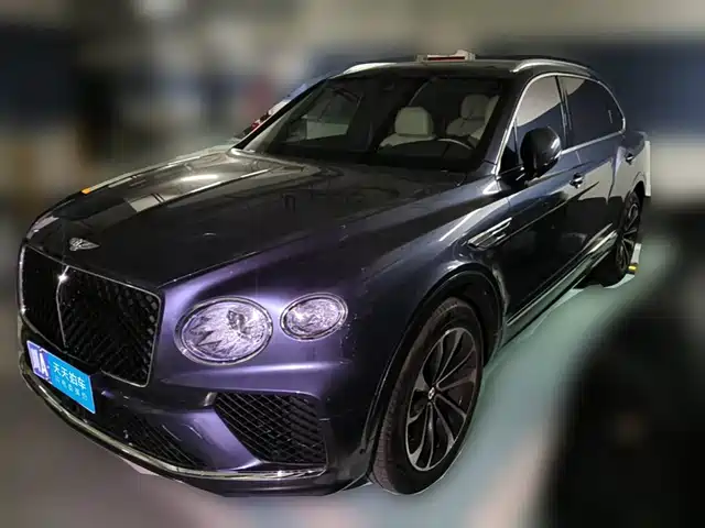 Bentley Bentayga 2024 4.0T V8 Long Wheelbase — фото 1
