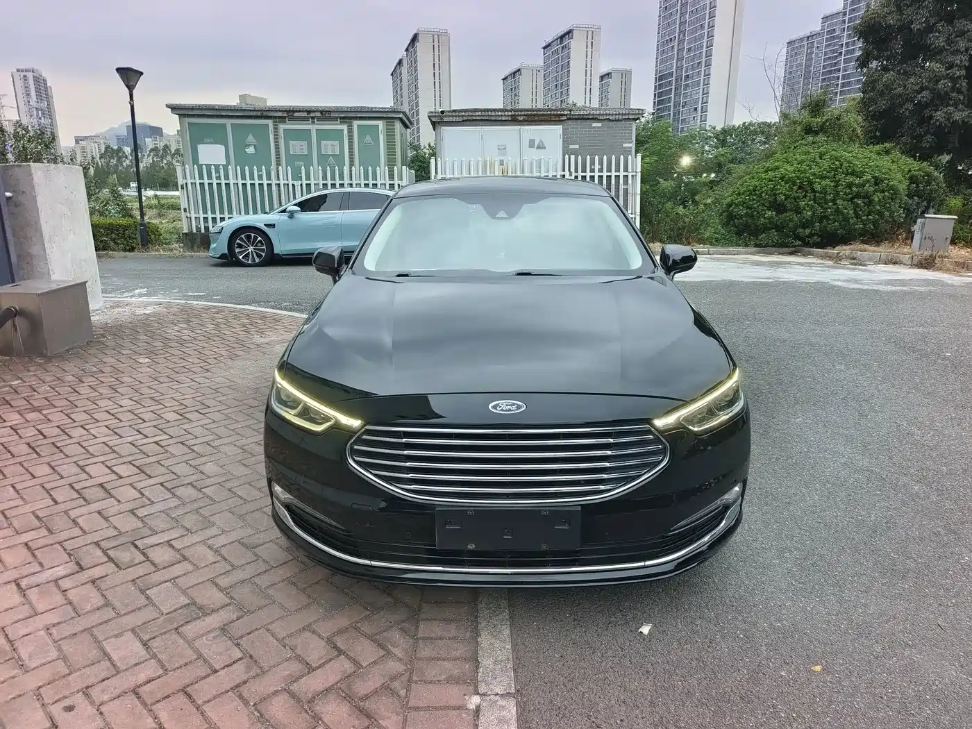 Ford Taurus 2020 2019 EcoBoost 245 Premium Edition