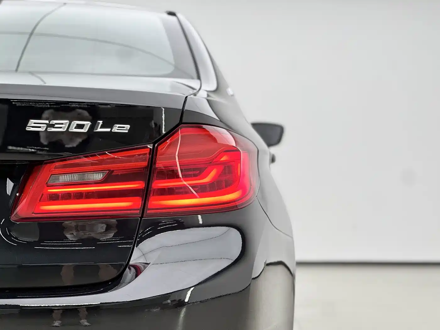 BMW 5 Series New Energy 2019 Facelift 530Le Pioneer Edition фото 15