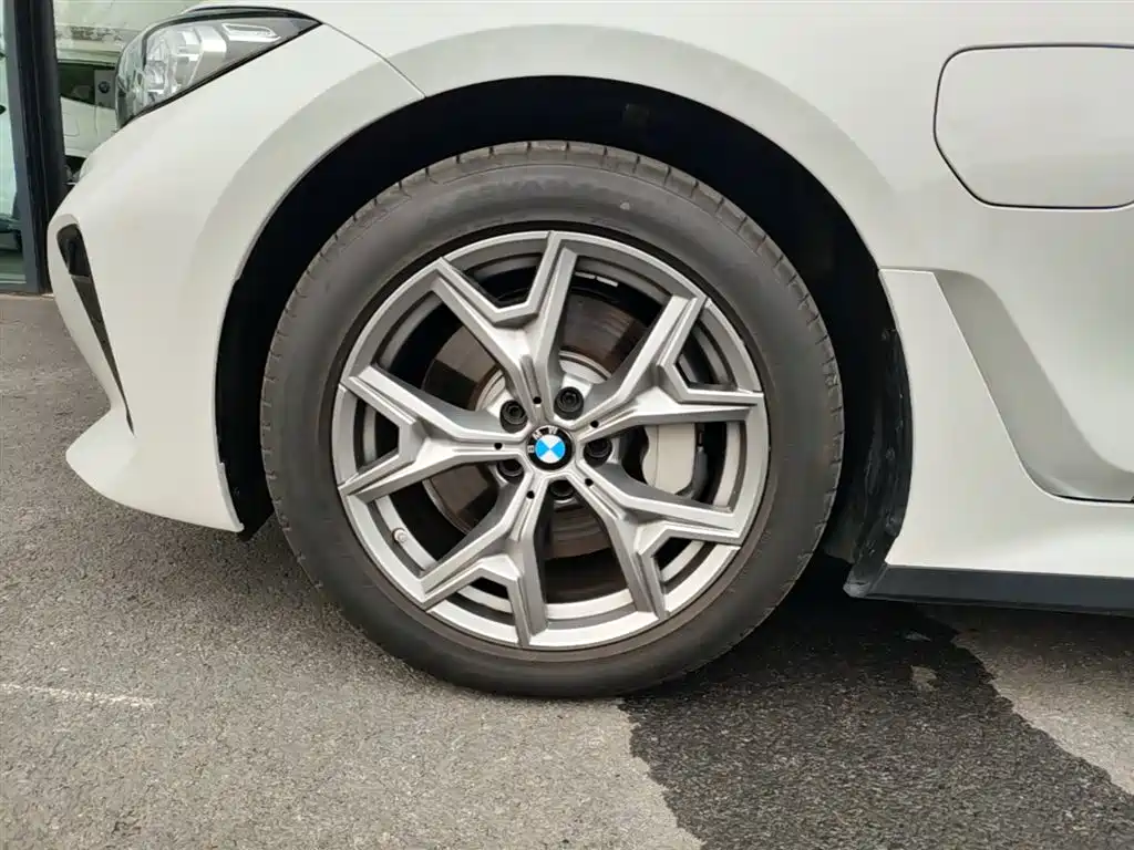BMW i3 2025 eDrive 35 L фото 23