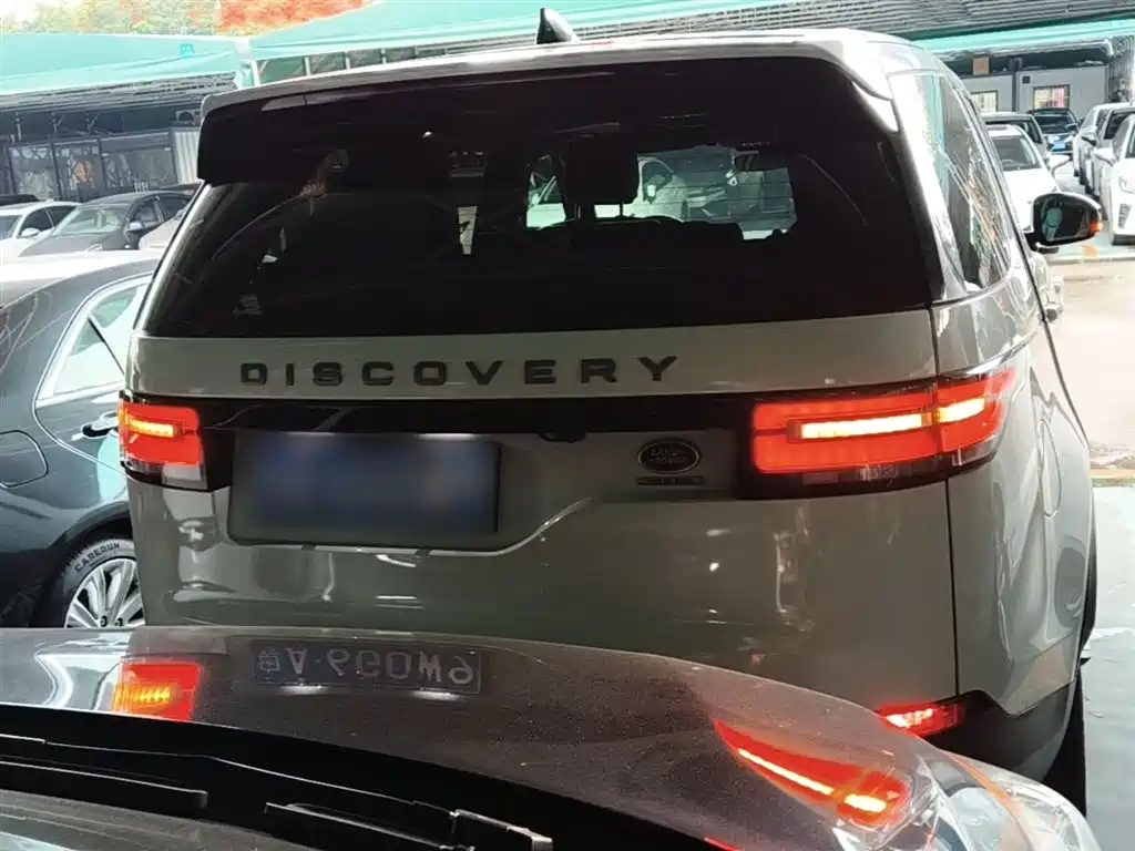 Land Rover Discovery 2017 3.0 SC V6 HSE фото 6