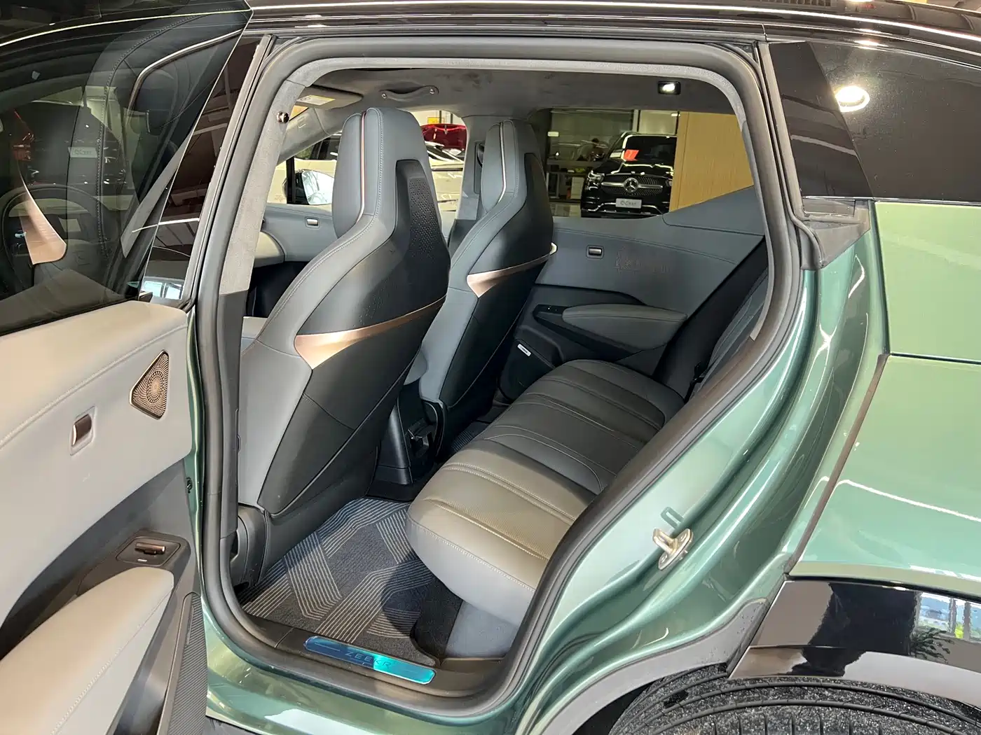 Zeekr X 2025 5-Seater AWD Sport Edition фото 9