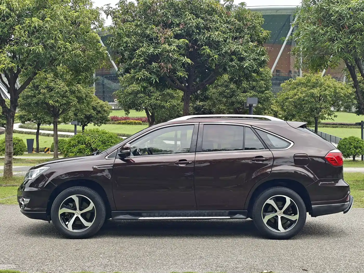 BYD S7 2016 2016 2.0T Automatic Premium Model