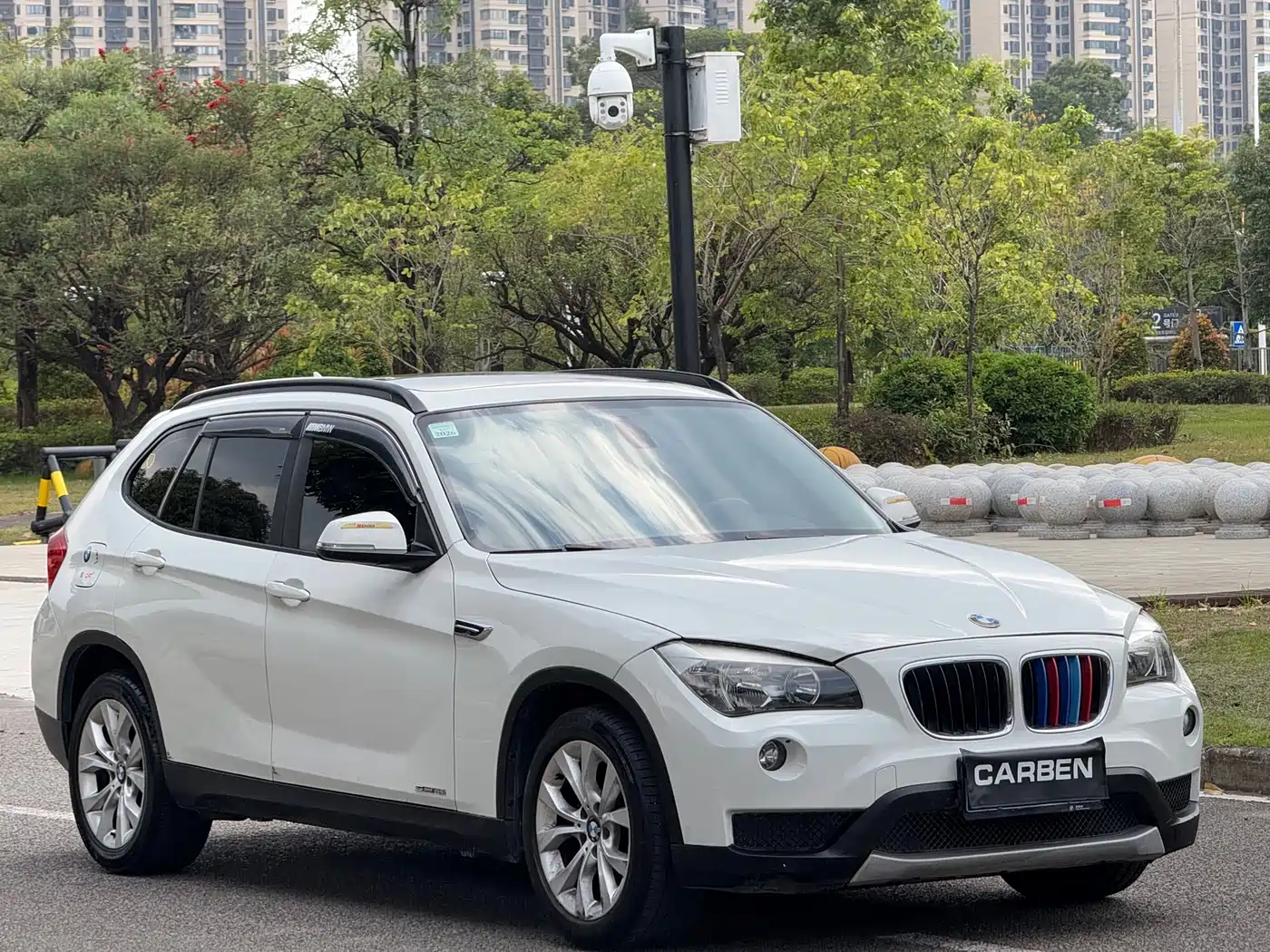 BMW X1 2013 sDrive18i Fashion фото 3
