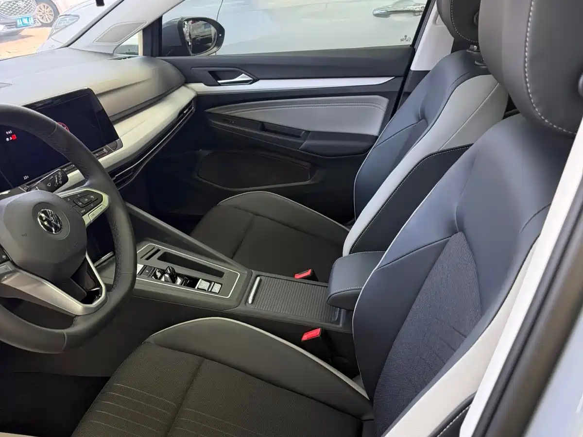 Volkswagen Golf 2021 280TSI DSG Pro фото 9