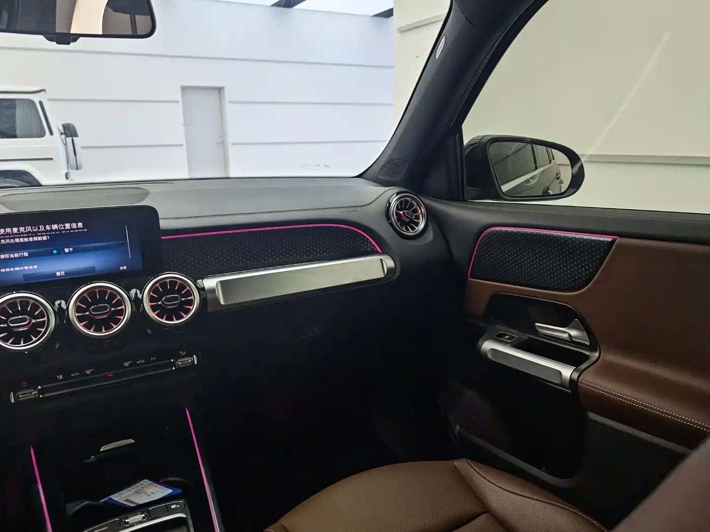 Mercedes-Benz GLB 2025 GLB 220 Dynamic фото 13