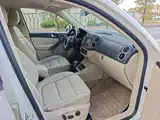 Photo 9 - Volkswagen Tiguan