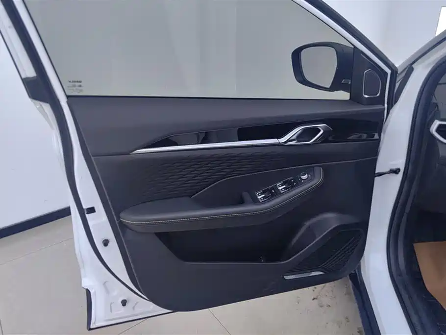 GEELY AUTOMOBILE BINYUE