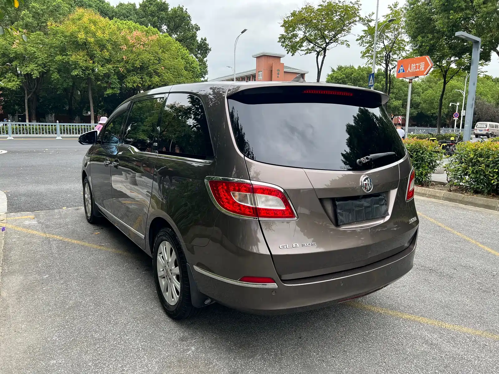 Фото 5 - Buick GL8
