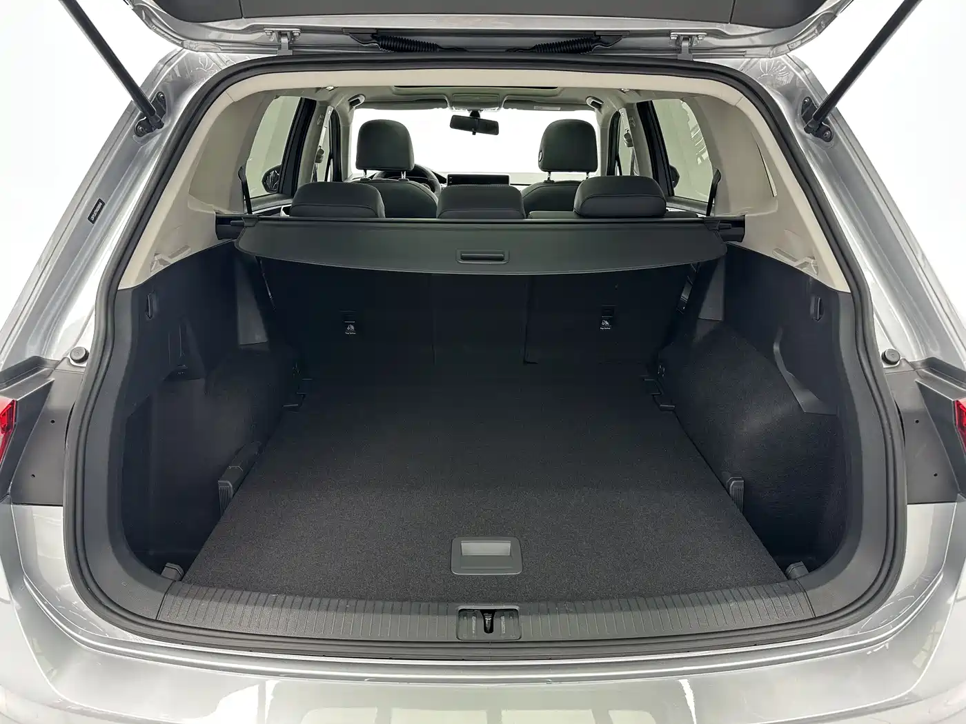 Volkswagen Tiguan L 2023 280TSI 2WD Trend Limited Edition фото 18