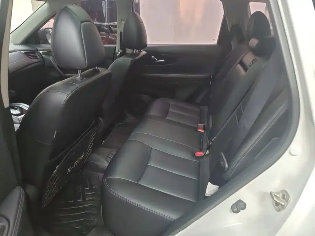 Photo 17 - Nissan X-Trail
