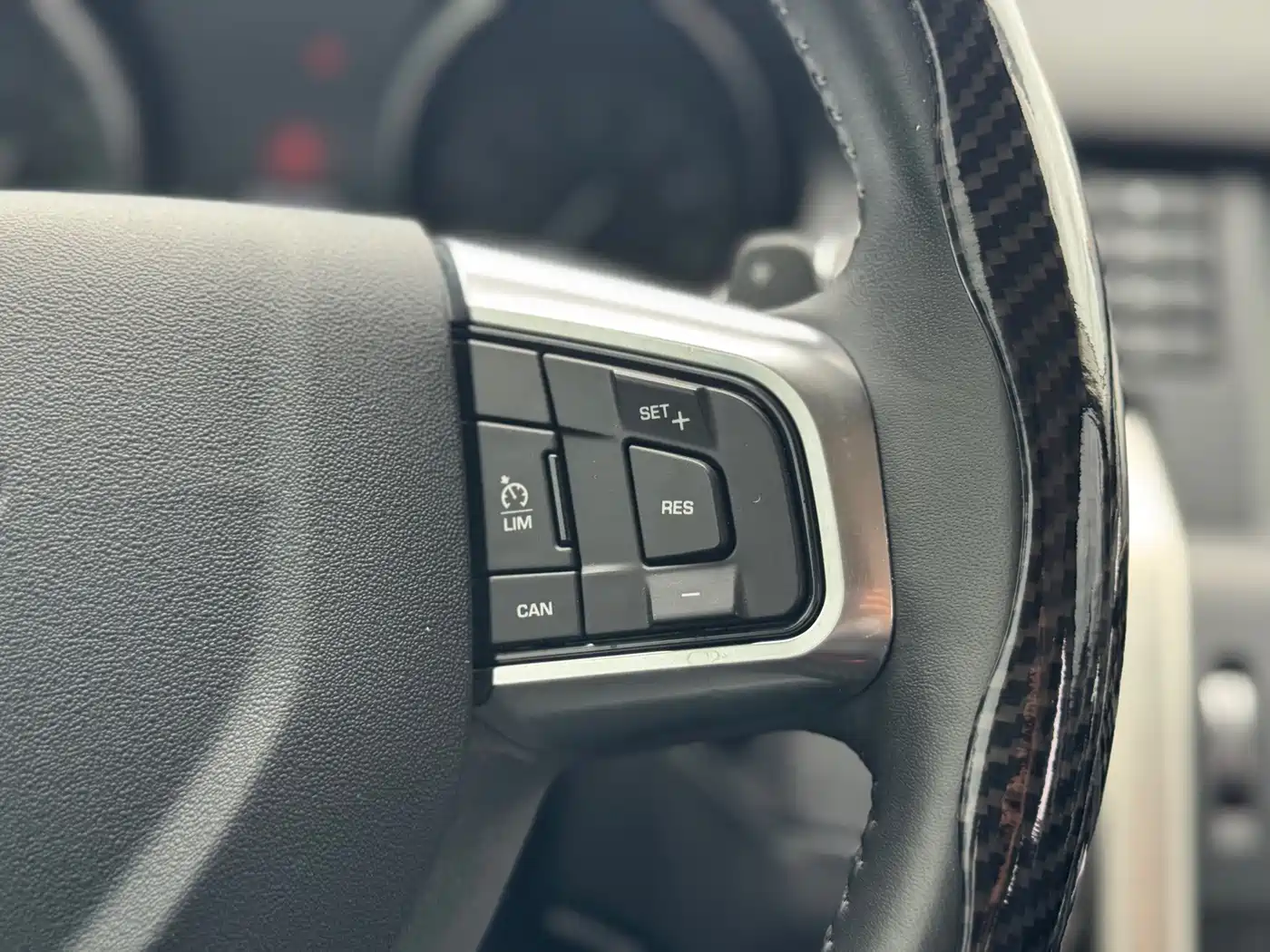 Фото 25 - Land Rover Discovery Sport