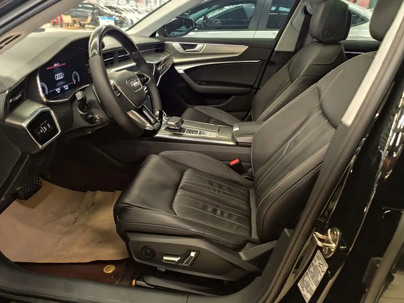 Audi A6L 2023 Facelift 40 TFSI Luxury Elegance фото 7