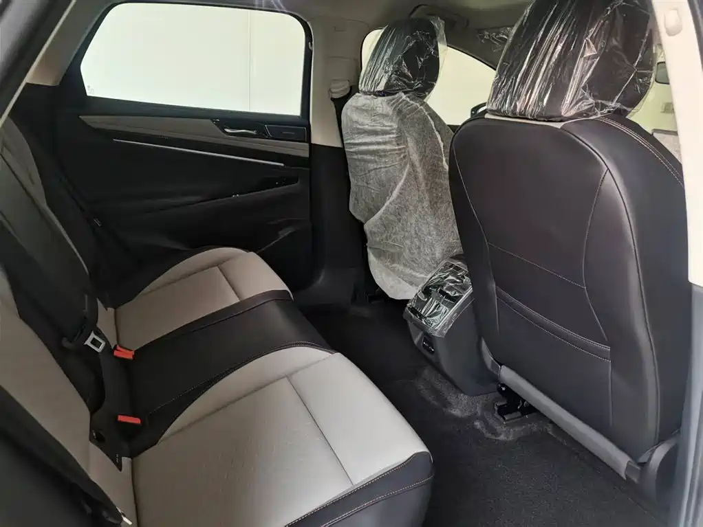 VOLKSWAGEN ID.7 VIZZION