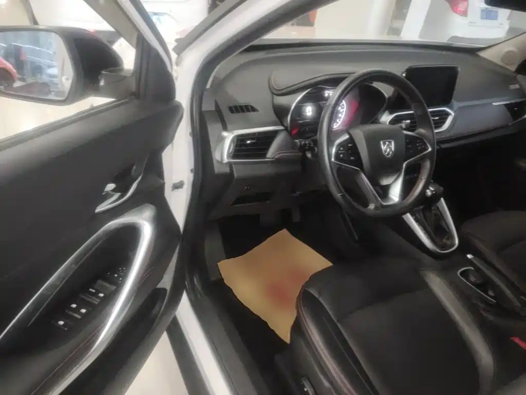 صورة 16 - Baojun 510