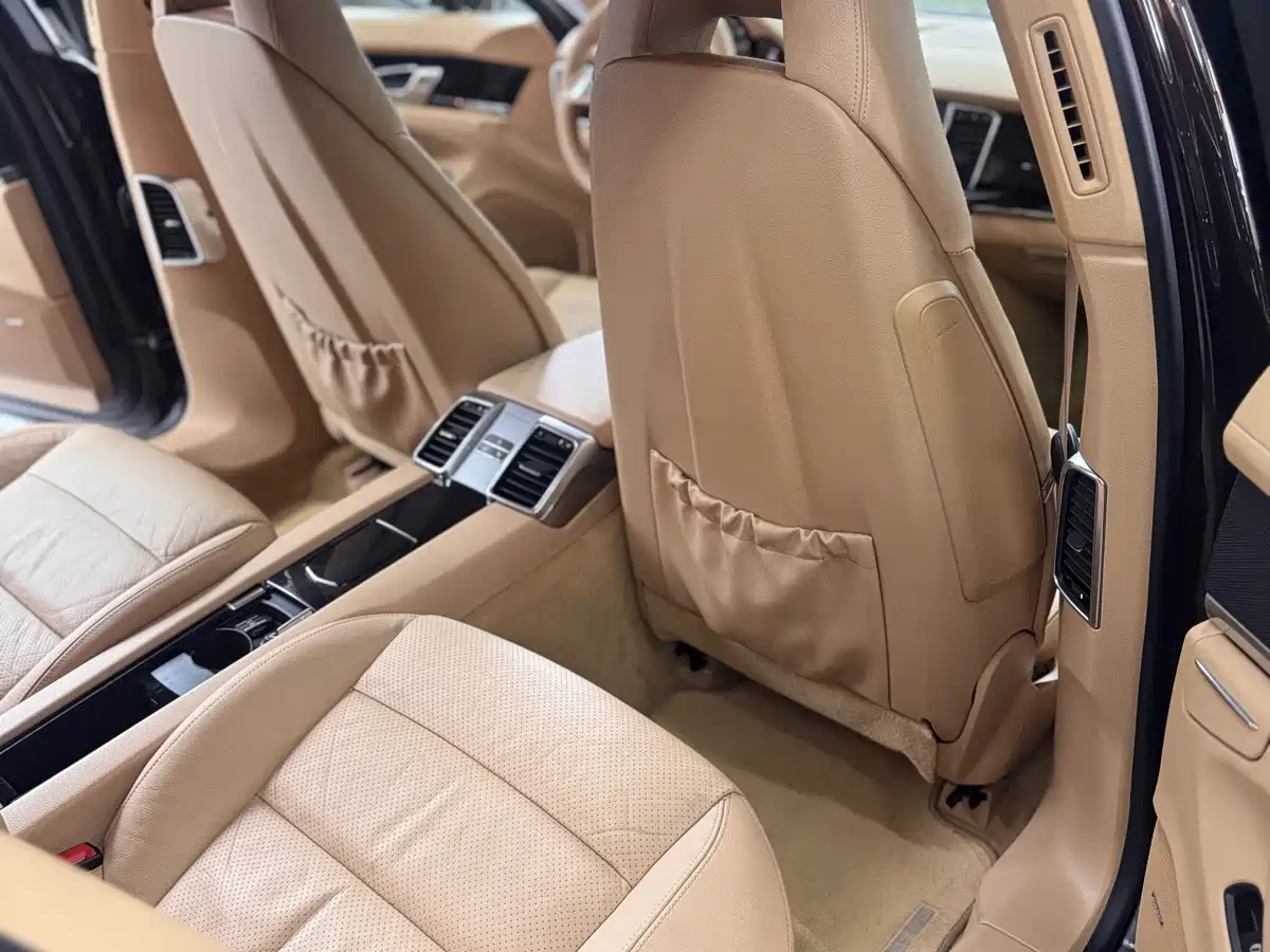 Porsche Panamera 2010 Panamera 3.6L фото 13