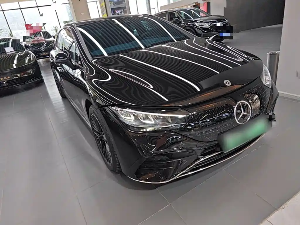 Фото 4 - Mercedes-Benz EQE